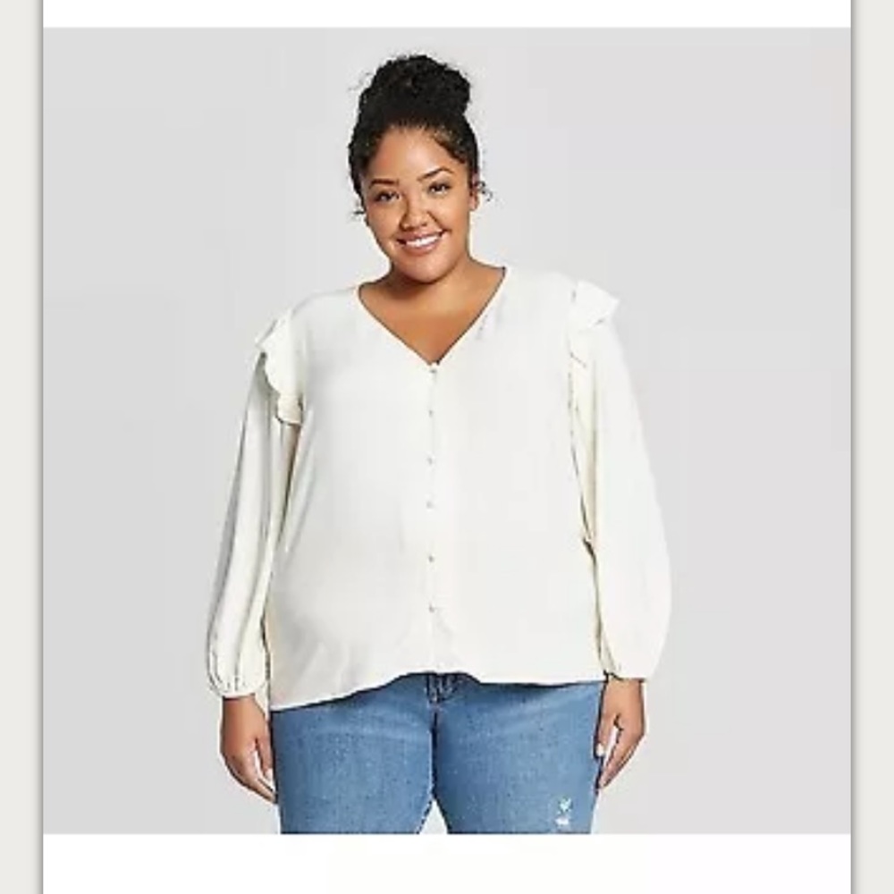 Universal Thread Blouse Ruffle Top VNeck Ivory XXL